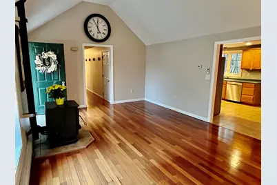 6 Gailor Lane, Hooksett, NH 03106 - Photo 5