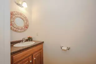 4 Bow Center Rd, Bow, NH 03304 - Photo 11