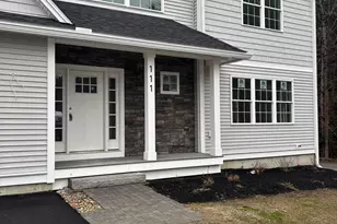 111 Concord St, Nashua, NH 03064 - Photo 3