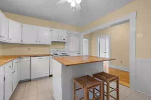 106 Bismark St, Manchester, NH 03102 - Photo 9