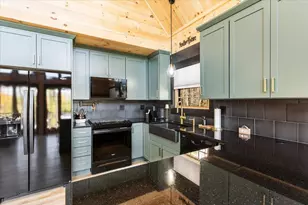 135 Lakeside Dr, Haverhill, NH 03765 - Photo 15