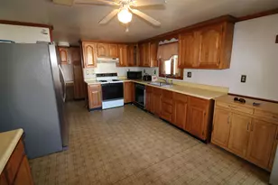 8 Cross St, Jaffrey, NH 03452 - Photo 9