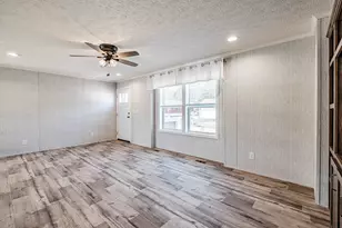 72 Diamondback Dr, Rochester, NH 03867 - Photo 9