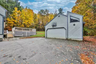 11 Teloian Dr, Hudson, NH 03051 - Photo 5