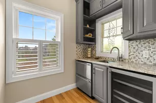 38 Wisteria Dr, Dover, NH 03820 - Photo 15