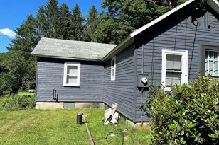 1873 Old River Rd, Hartford, VT 05001 - Photo 3