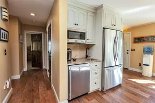 13 Johns Dr, Hooksett, NH 03106 - Photo 5