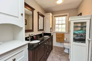 13 Johns Dr, Hooksett, NH 03106 - Photo 19