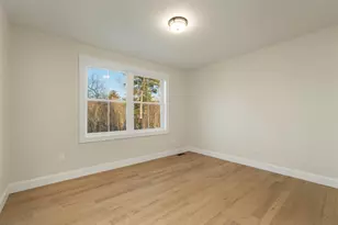 102 Laurel Rd, Hooksett, NH 03106 - Photo 37