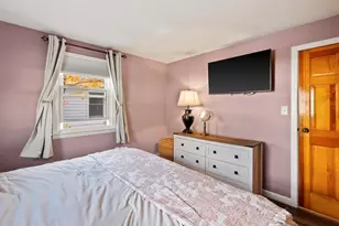 146 Woodbine Ave, Manchester, NH 03109 - Photo 13