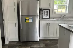 11 Presidential Dr, Allenstown, NH 03275 - Photo 5