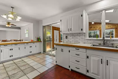 60 Ocean Road, Greenland, NH 03840 - Photo 17