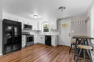 447 Nh Route 104, Meredith, NH 03253 - Photo 11