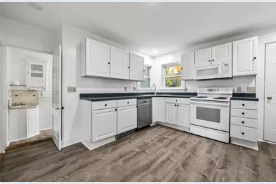 93 Pleasant Street, Littleton, NH 03561 - Photo 7