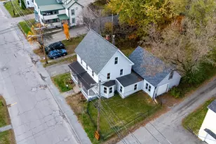 93 Pleasant St, Littleton, NH 03561 - Photo 3