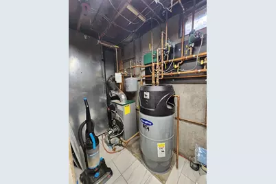 7 Memorial Drive, Claremont, NH 03743 - Photo 21