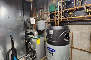 7 Memorial Dr, Claremont, NH 03743 - Photo 21