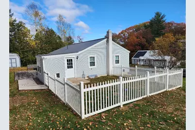 7 Memorial Drive, Claremont, NH 03743 - Photo 3