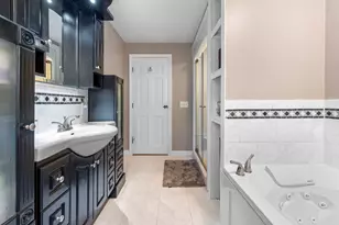 56 Whittier St, Newton, NH 03858 - Photo 35