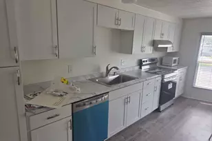 21A Highland Ave, Epping, NH 03042 - Photo 5