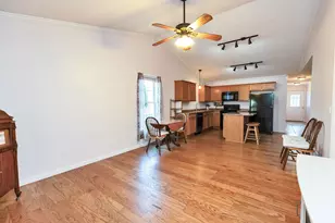 28 Owens Dr, Swanzey, NH 03446 - Photo 13