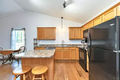 28 Owens Drive #92, Swanzey, NH 03446 - Photo 5