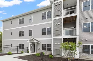 10100 S Willow St, Manchester, NH 03103 - Photo 37