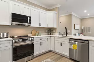 10100 S Willow St, Manchester, NH 03103 - Photo 7