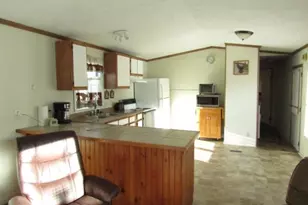 11 Dublin St, Gorham, NH 03581 - Photo 7