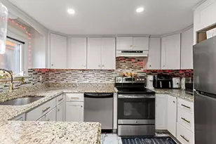 6 Palmer Ave, Plaistow, NH 03865 - Photo 19