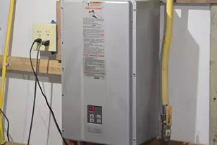 122 Sessions St, Berlin, NH 03570 - Photo 33