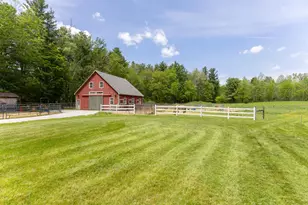 337 Middle Rd, Brentwood, NH 03833 - Photo 9