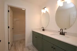 21A Griffin Rd, Hudson, NH 03051 - Photo 11