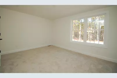 21A Griffin Road, Hudson, NH 03051 - Photo 9