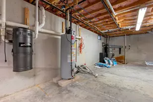 10 Evelyn Rd, Salem, NH 03079 - Photo 39