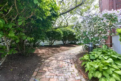 125 W. Merrimack Street #2, Manchester, NH 03101 - Photo 3