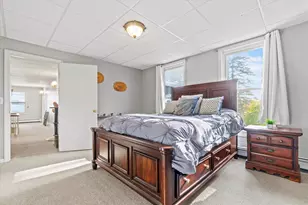 73 W Main St, Hillsboro, NH 03244 - Photo 29