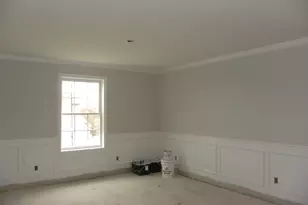 304 Karatzas Avenue, Manchester, NH 03104 - Photo 5