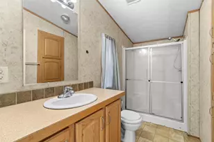 8 Perimeter Dr, Rochester, NH 03867 - Photo 15