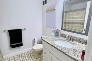 5 Tsienneto Rd, Derry, NH 03038 - Photo 29