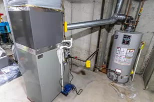 81 Marathon Way, Manchester, NH 03109 - Photo 21