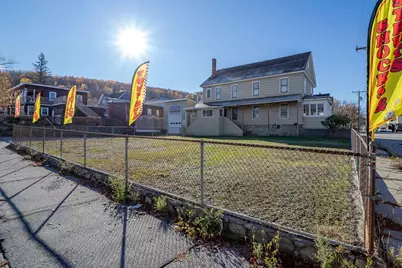 534 Champlain Street, Berlin, NH 03570 - Photo 3