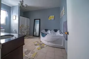 534 Champlain St, Berlin, NH 03570 - Photo 23