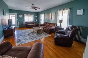 534 Champlain St, Berlin, NH 03570 - Photo 15