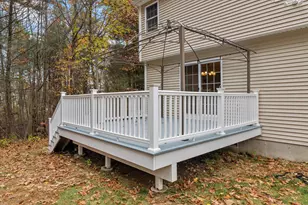 37 Dugout Rd, Hudson, NH 03051 - Photo 35