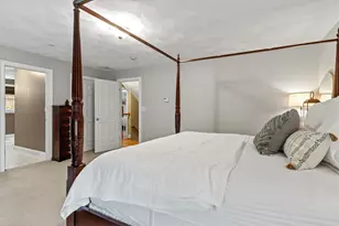 37 Dugout Rd, Hudson, NH 03051 - Photo 15