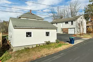 124 E Main St, Tilton, NH 03276 - Photo 33