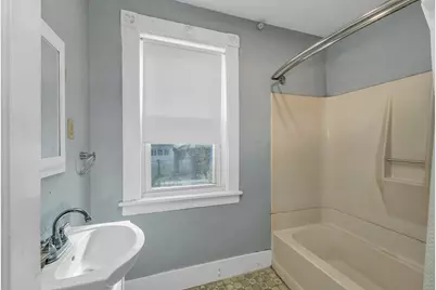 124 East Main Street, Tilton, NH 03276 - Photo 3