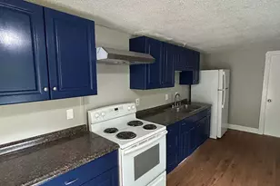 150 S Main St, Newport, NH 03773 - Photo 9