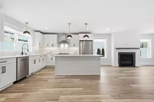 84 Blacksnake Rd, Seabrook, NH 03874 - Photo 5